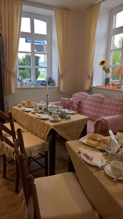 Stoevchen Cafe Hotel Papenburg Ngoại thất bức ảnh